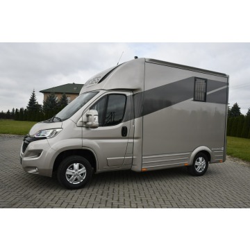 Citroen Jumper 2018,  2.2 diesel - Na sprzedaż za 173 900 zł - Kutno - zdjęcie 9