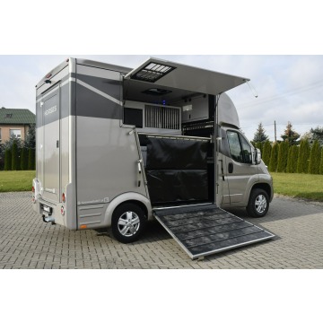 Citroen Jumper 2018,  2.2 diesel - Na sprzedaż za 173 900 zł - Kutno - zdjęcie 11