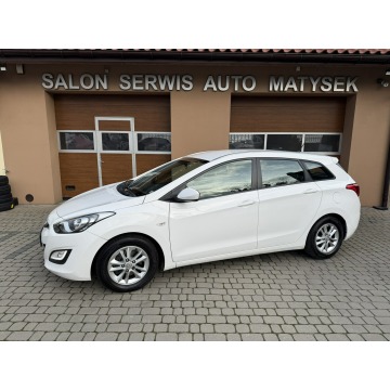 Hyundai i30 - 1,6 GDI 135KM  Klimatyzacja