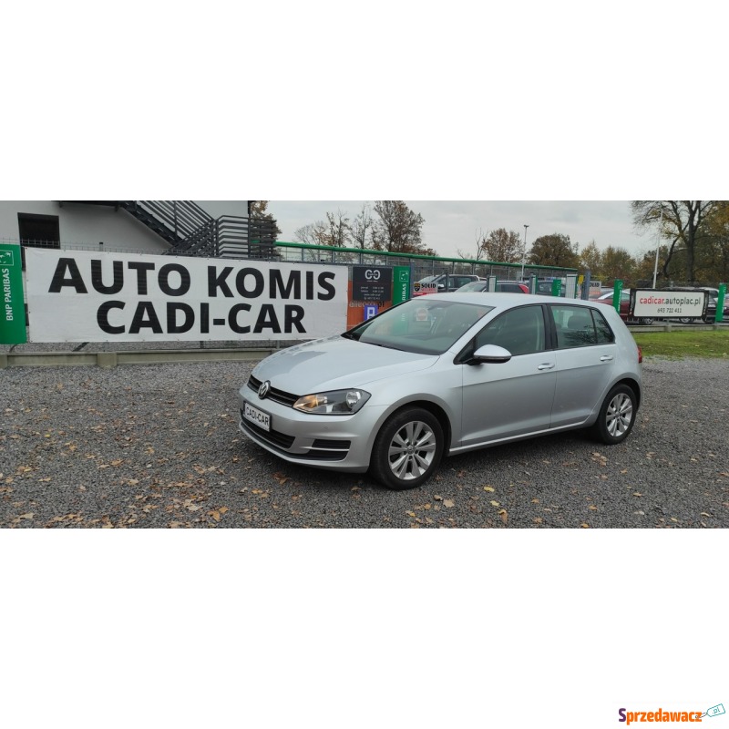 Volkswagen Golf  Hatchback 2015,  1.2 benzyna - Na sprzedaż za 42 900 zł - Goczałkowice-Zdrój