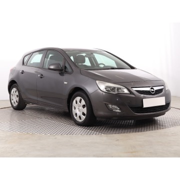 Opel Astra 1.7 CDTI (125KM), 2012