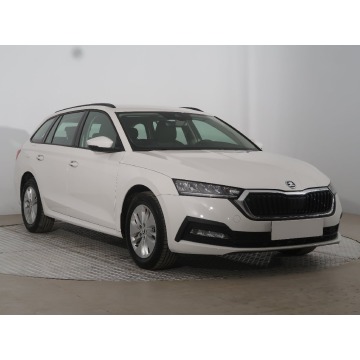 Skoda Octavia 1.5 TSI (150KM), 2023