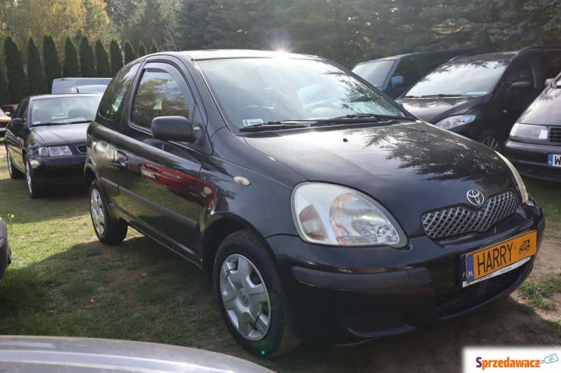 Toyota Yaris  Hatchback 2004,  1.3 - Na sprzedaż za 5 000,00 zł - Warszawa