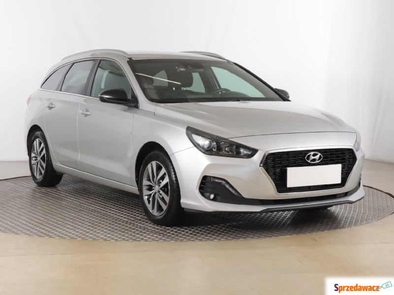 Hyundai i30  Kombi 2019,  1.4 benzyna - Na sprzedaż za 62 999 zł - Zabrze