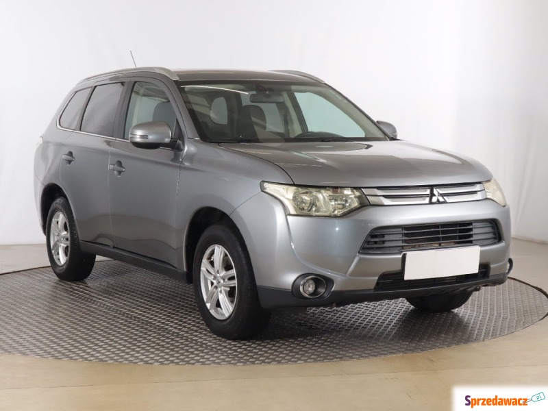 Mitsubishi Outlander  SUV 2014,  2.3 diesel - Na sprzedaż za 43 999 zł - Zabrze