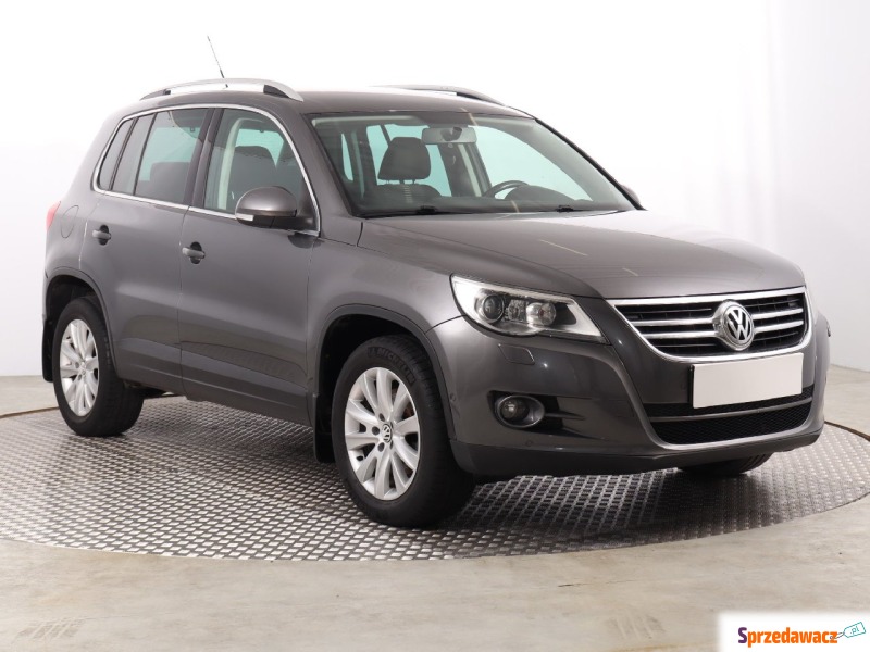 Volkswagen Tiguan  SUV 2010,  2.0 diesel - Na sprzedaż za 35 999 zł - Katowice