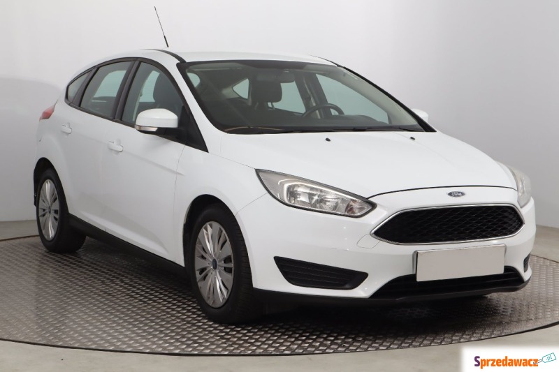 Ford Focus  Hatchback 2016,  1.6 benzyna - Na sprzedaż za 28 999 zł - Bielany Wrocławskie