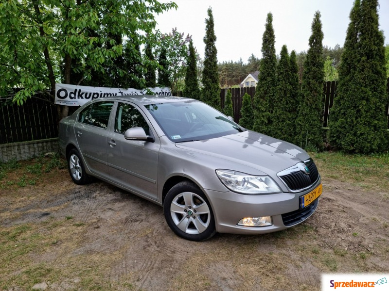 Skoda Octavia  Hatchback 2009,  0.0 - Na sprzedaż za 17 000 zł - Warszawa