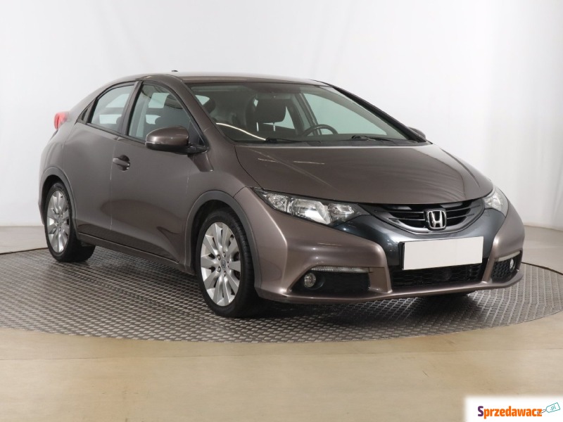 Honda Civic  Hatchback 2013,  1.8 benzyna - Na sprzedaż za 43 999 zł - Zabrze