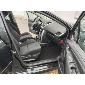 Peugeot 207  Hatchback 2008,  1.6 benzyna - Na sprzedaż za 11 400 zł - Lublin - zdjęcie 9