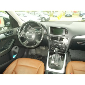 Audi Q5  SUV 2012,  2.0 benzyna, automat - Na sprzedaż za 46 900 zł - Białystok - zdjęcie 6