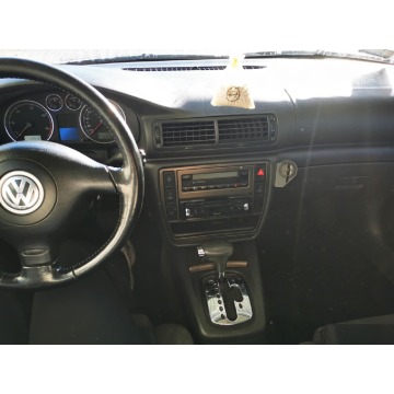 VW passat kombi B5FL 1,9 TDI 90KM 2004r automat