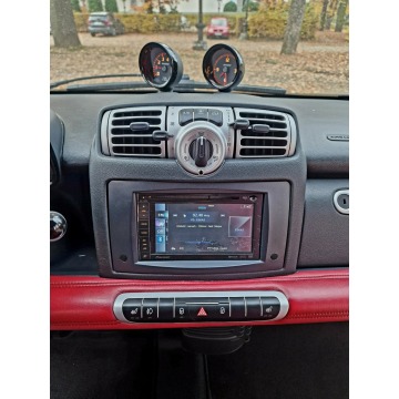 Smart Fortwo  Kabriolet 2010,  1.0 benzyna, automat - Na sprzedaż za 39 900 zł - Nowy Sącz - zdjęcie 9