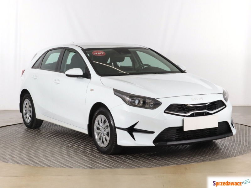 Kia Ceed  Hatchback 2022,  1.0 benzyna - Na sprzedaż za 57 999 zł - Zabrze