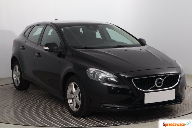 Volvo V40  Hatchback 2017,  2.0 diesel - Na sprzedaż za 43 999 zł - Bielany Wrocławskie