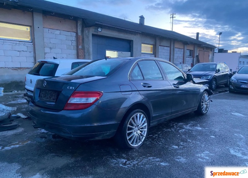 Mercedes - Benz C-klasa  Sedan/Limuzyna 2007,  2.2 diesel - Na sprzedaż za 9 900,00 zł - Ścinawa