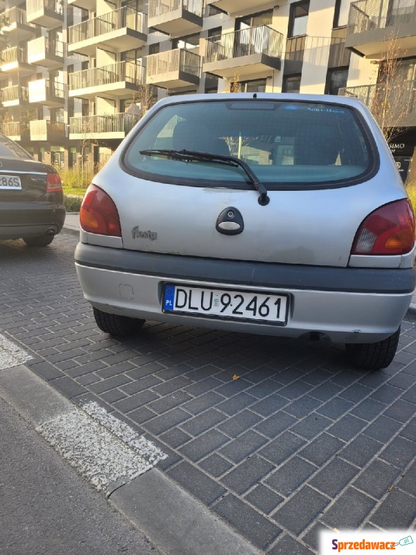 Ford Fiesta  Hatchback 2000,  1.3 benzyna - Na sprzedaż za 1 700,00 zł - Warszawa