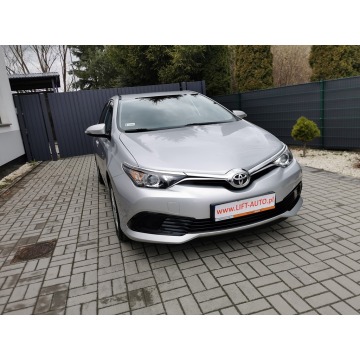 Toyota Auris 2015,  1.6 benzyna - Na sprzedaż za 49 900 zł - Strzegom - zdjęcie 2