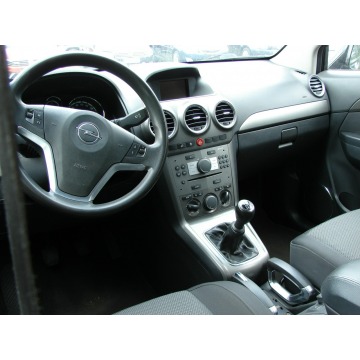 Opel Antara  SUV 2008,  2.4 benzyna - Na sprzedaż za 19 900 zł - Piła - zdjęcie 9