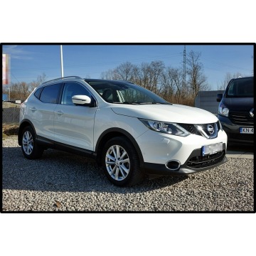 Nissan Qashqai - 1.6dCi 130 KM * panorama*Automat* ksenon *PDC*navi*skóra