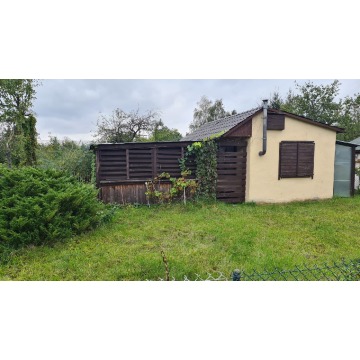 Działka rekreacyjna Wrocław - Fabryczna sprzedam, pow. 300 m2  (3a), uzbrojona - zdjęcie 1