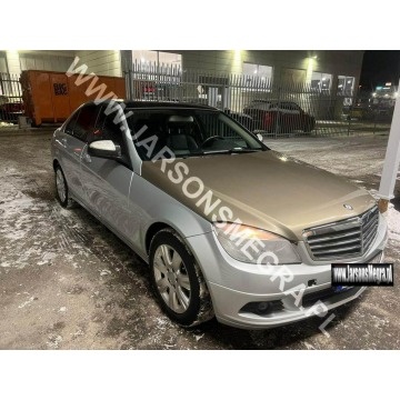 Mercedes C 200 - CDI Manual