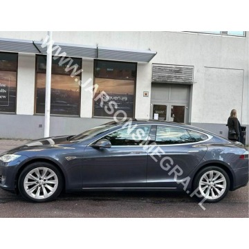 Tesla Model S  Liftback 2014 elektryczny, automat - Na sprzedaż za 90 240 zł - Skoczów - zdjęcie 8