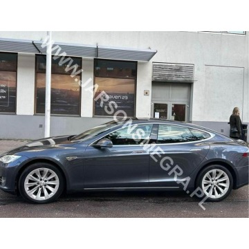 Tesla Model S  Liftback 2014 elektryczny, automat - Na sprzedaż za 90 240 zł - Skoczów - zdjęcie 10