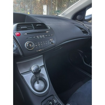 Honda Civic  Hatchback 2008,  2.2 diesel - Na sprzedaż za 16 900 zł - Warszawa - zdjęcie 8