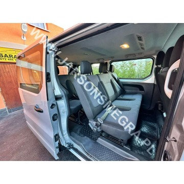 Opel Vivaro  Minivan/Van 2018,  1.6 diesel - Na sprzedaż za 60 500 zł - Skoczów - zdjęcie 11