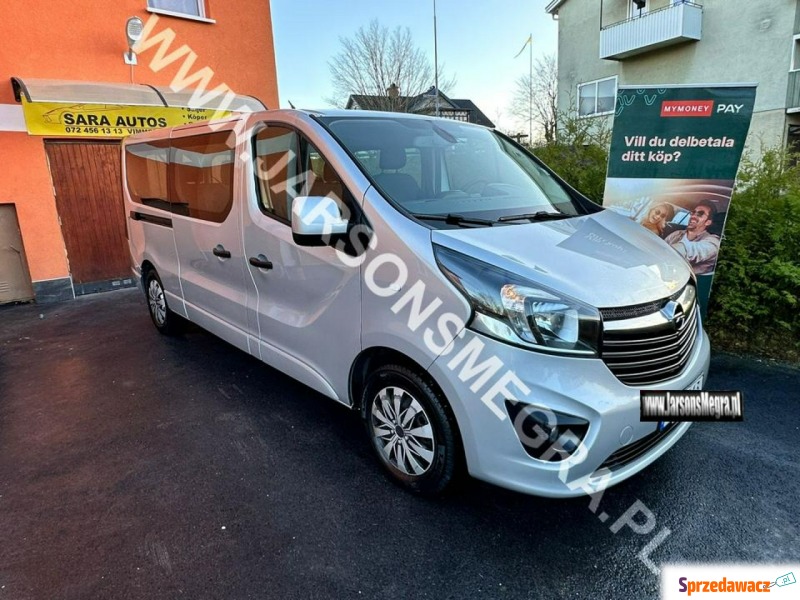 Opel Vivaro  Minivan/Van 2018,  1.6 diesel - Na sprzedaż za 60 500 zł - Skoczów