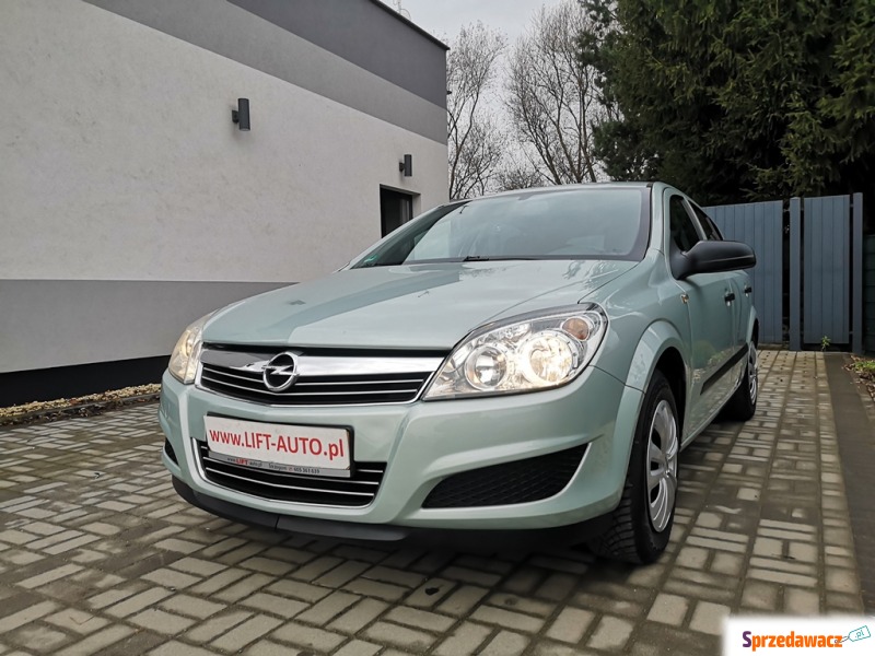 Opel Astra 2009