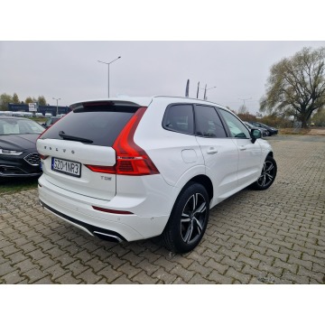 Volvo   SUV 2019,  2.0 benzyna, automat - Na sprzedaż za 137 000 zł - Żory - zdjęcie 3