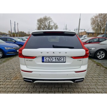 Volvo   SUV 2019,  2.0 benzyna, automat - Na sprzedaż za 137 000 zł - Żory - zdjęcie 8