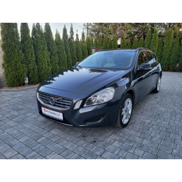 Volvo V60 - ** PRZEBIEG 190 TYS KM ** Nawigacja ** Skóry **