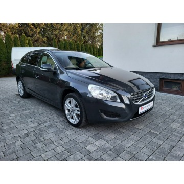 Volvo V60  SUV 2011,  1.6 diesel - Na sprzedaż za 31 500 zł - Jatutów - zdjęcie 6