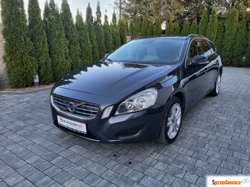 Volvo V60  SUV 2011,  1.6 diesel - Na sprzedaż za 31 500 zł - Jatutów