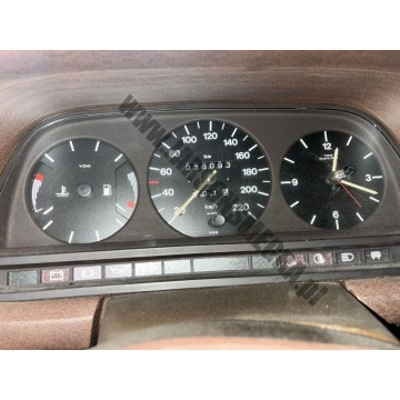 Audi 100  Sedan/Limuzyna 1977,  2.0 benzyna - Na sprzedaż za 26 600 zł - Skoczów - zdjęcie 5
