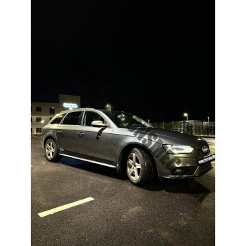 Audi A4 2013,  2.0 diesel, automat - Na sprzedaż za 49 600 zł - Skoczów - zdjęcie 4