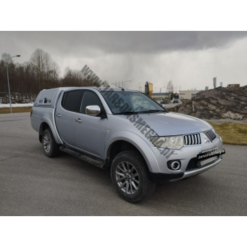 Mitsubishi L200 2010,  2.5 diesel, automat - Na sprzedaż za 29 000 zł - Skoczów - zdjęcie 2