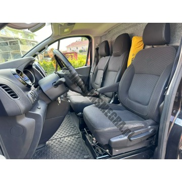 Opel Vivaro  Bus 2019,  1.6 diesel - Na sprzedaż za 46 800 zł - Skoczów - zdjęcie 8