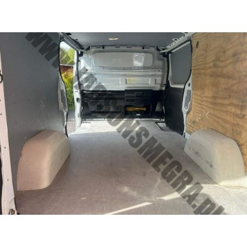 Opel Vivaro  Bus 2016,  1.6 diesel - Na sprzedaż za 52 100 zł - Skoczów - zdjęcie 8