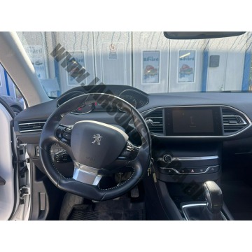 Peugeot 308 2015,  1.2 benzyna - Na sprzedaż za 27 650 zł - Skoczów - zdjęcie 10