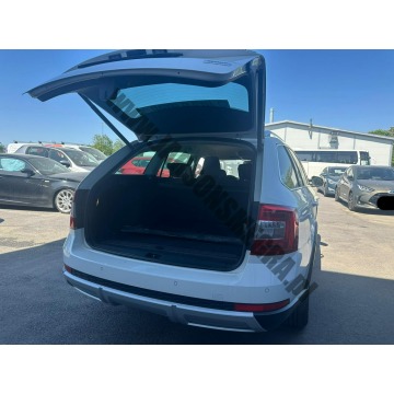 Skoda Octavia 2015,  2.0 diesel - Na sprzedaż za 59 500 zł - Skoczów - zdjęcie 8