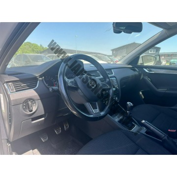 Skoda Octavia 2015,  2.0 diesel - Na sprzedaż za 59 500 zł - Skoczów - zdjęcie 4