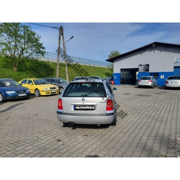 Skoda Octavia 2004,  1.8 benzyna - Na sprzedaż za 15 000 zł - Skoczów - zdjęcie 11