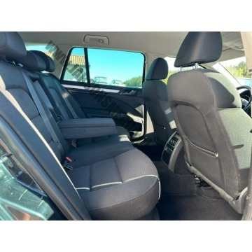 Skoda Superb 2011,  2.0 diesel, automat - Na sprzedaż za 32 300 zł - Skoczów - zdjęcie 7