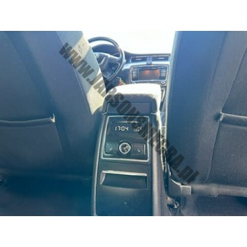 Skoda Superb 2011,  2.0 diesel, automat - Na sprzedaż za 32 300 zł - Skoczów - zdjęcie 6