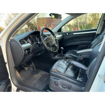 Skoda Superb 2010,  2.0 diesel - Na sprzedaż za 21 000 zł - Skoczów - zdjęcie 10