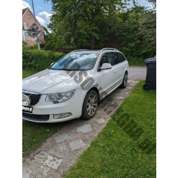 Skoda Superb 2010,  2.0 diesel - Na sprzedaż za 19 000 zł - Skoczów - zdjęcie 2
